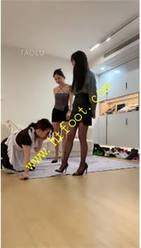 TL27131 筱月】双主羞辱女奴29分钟