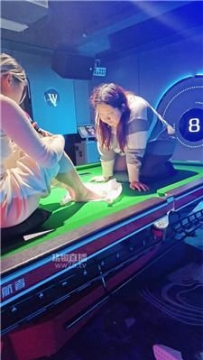 【调教视频】【是樱樱呀】台球厅处刑母狗【四】 JS260301-40