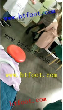 TL18435 都市艳主S美容院刺激调教有素人在旁边73分钟