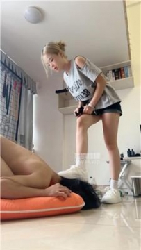 【调教视频】【琼爷】运动后原味鞋袜辱 bf57563