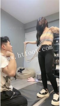 ZB2697=TL48306 伊楠】健身女神S-运动鞋暴力踢踹53分钟