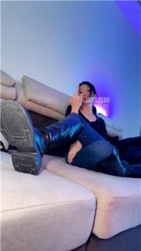 【调教视频】【Dom】鞭打狠抽强迫舔脏鞋【双视角版】 JS251219-31