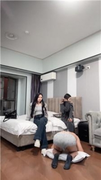 【调教视频】【恩恩】双S-重度鞭打-轮流踩【双视角版】 bf58431