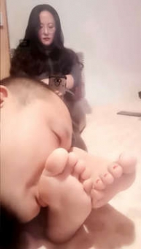 TL10696 菲主 嘬脚趾 喝洗脚水