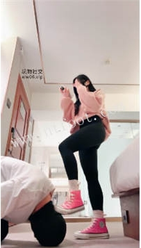 ZB1886 妮蔻】鞋底棉袜窒息68分钟