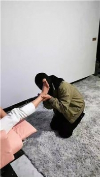 【调教视频】【贵州翠翠】按摩技师玉足狂舔 JS260530-69