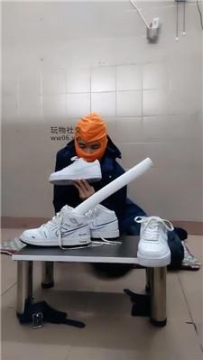 【调教视频】【奇了怪了】强制闻臭鞋窝原味棉袜 JS241214-16