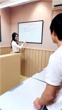 【调教视频】【香芋朱朱】课室训化差生狗 bf59321