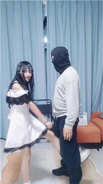 【调教视频】【小舞酱】洛丽塔白袜踩大叔 JS251210-7