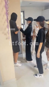 ZB10381 足彩管-粉丝挑战霸凌题材30分钟