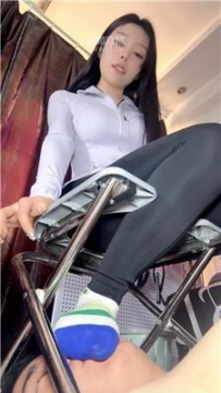 【调教视频】【海海】重口喂食呕吐物场 JS260214-6