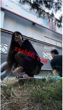 TLZB25690左左-双胞胎户外黄巾给小骚吃23分