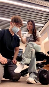 【调教视频】【汐言s】健身房逼迫贱狗伺候 bf61590