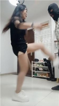 【调教视频】【南荣】藤条狠抽父子奴【双视角版】 JS251010-53