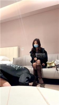【调教视频】【妍妍】长靴黑丝美腿虐杀 JS251209-1