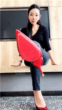 【第一视角】【汐】裸足羞辱    260215-15