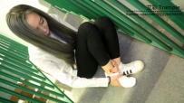 13565『奴隶岛』—白袜脚扭伤
