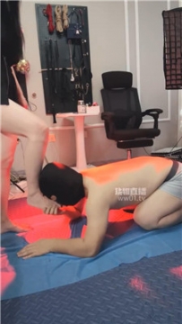 【调教视频】【素雪】拴狗链遛狗挑逗 JS251017-9