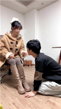 【调教视频】【煎饼狗子】抽耳光-舔脏长靴-胯下辱 bf59749