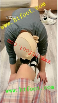TL18389 九玥S恋足踩踏羞辱67分钟