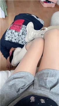 【调教视频】【苏儿】长靴捂酸臭肉丝脚虐  JS251103-5