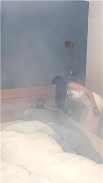 【调教视频】【也狗】狗子做梦被女王虐 JS260324-32