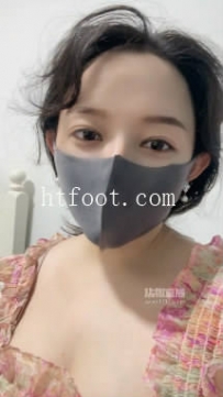 ZB10293 小脚暴君-家奴舔脚专场42分钟