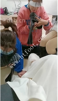 NNTL42465 爱可呀】和素人玩双母狗64分钟