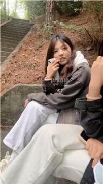 【调教视频】【七七小主】户外爬山舔脏鞋 JS251028-5