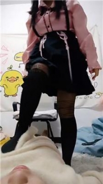 【调教视频】【南宁木木】原味及膝黑袜蹂躏狗脸 bf48458
