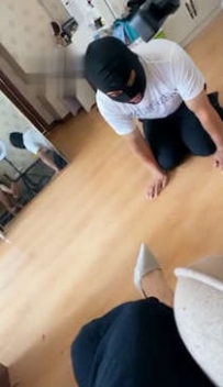 TL10222 美雅 羞辱贱狗不就是喜欢磕头么