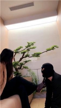 【调教视频】【兰主人】白领S下班回家虐狗 JS260115-28