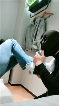 【调教视频】【喵酱紫】喂口水-强迫舔脏皮鞋白袜 JS241213-4