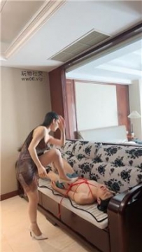 【调教视频】【领主】内裤套头/捆绑/掐脖窒息/高跟肉丝踩踏 bf48631