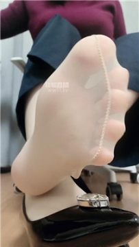 【第一视角】【拽拽】丝袜贡奴    251225-37