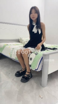 ZB10708 小胖墩-开发素人小姐姐35分钟