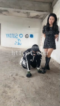 ZB10188 77夫妻-废弃楼黑长靴升水骑马38分钟