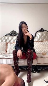 【调教视频】【奈神】刑/超重耳光1000+鞭+踹头 bf62040