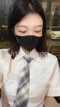 ZB9705 佳佳--户外开发弟弟吃面包35分钟