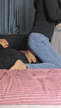 牛仔裤强制坐脸 YC-250812-2