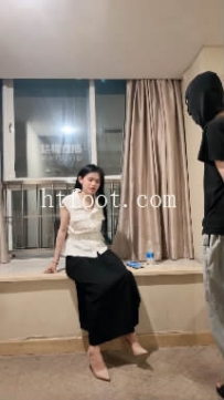 ZB10455 汀兰-落地窗钱调教男学生25分钟