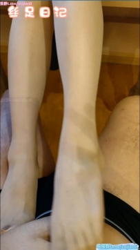 女友肉丝平底鞋 鞋交吐奶