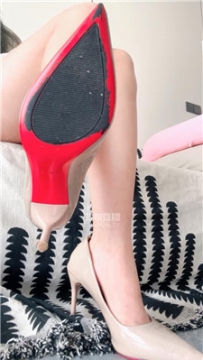 【第一视角】【粥粥老师】裸足高跟    251116-3