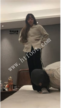 ZB3653 宝娜】伺候主人36分钟