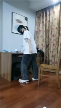 【调教视频】【奈米】素人S小白鞋白船袜玩虐【双视角版】 JS250509-61