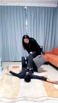 【调教视频】【猴歌】强制各种窒息场 JS251230-7