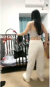 ZB4199 薇薇】越狱抓住暴打27分钟