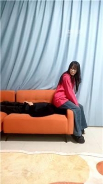 【调教视频】【小樱酱】坐脸窒息-白袜脚踩 JS251204-5