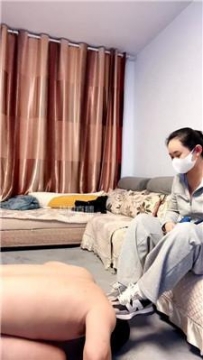 【调教视频】【贝拉】赏赐圣水-脏鞋白袜踩虐 JS260222-7