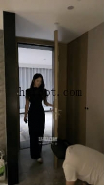 ZB10382 阿芙乐尔-调教家奴喂食50分钟